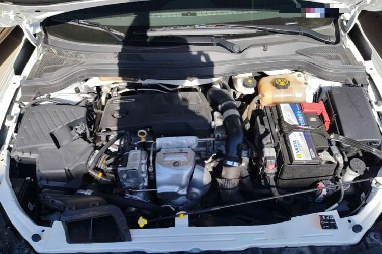 Used Chevrolet Monza 2022 Light Hybrid RS 330T Automatic Comfort Edition Engine Bay