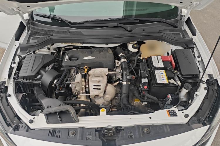 Used Chevrolet Monza 2022 Light Hybrid Redline 320T Dual-Clutch Thrilling Edition Engine Bay