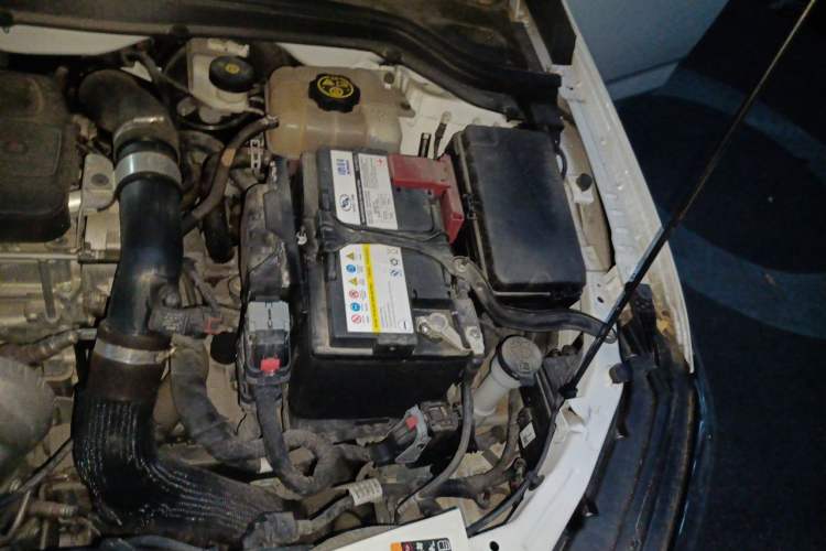 Used Chevrolet Monza 2022 Light Hybrid RS 330T Automatic Comfort Edition Engine Bay Left