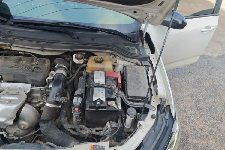 Used Chevrolet Monza 2022 320 Automatic Enjoyment Sunroof Version Engine Bay Left