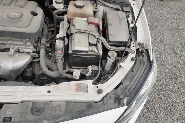 Used Chevrolet Monza 2022 320 Automatic Enjoyment Sunroof Version Engine Bay Left