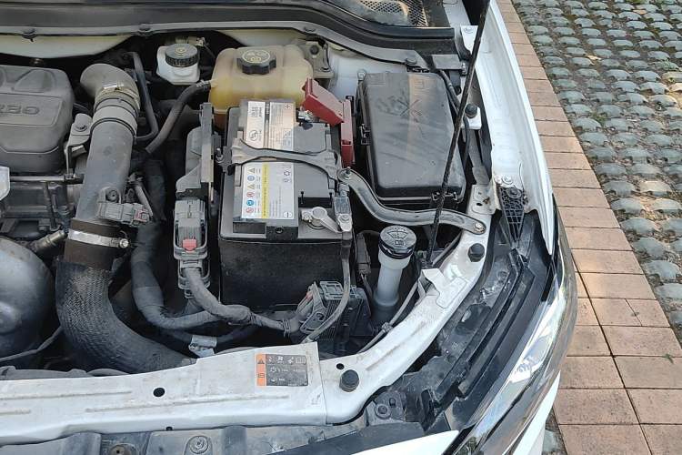Used Chevrolet Monza 2022 Light Hybrid RS 330T Automatic Comfort Edition Engine Bay Left
