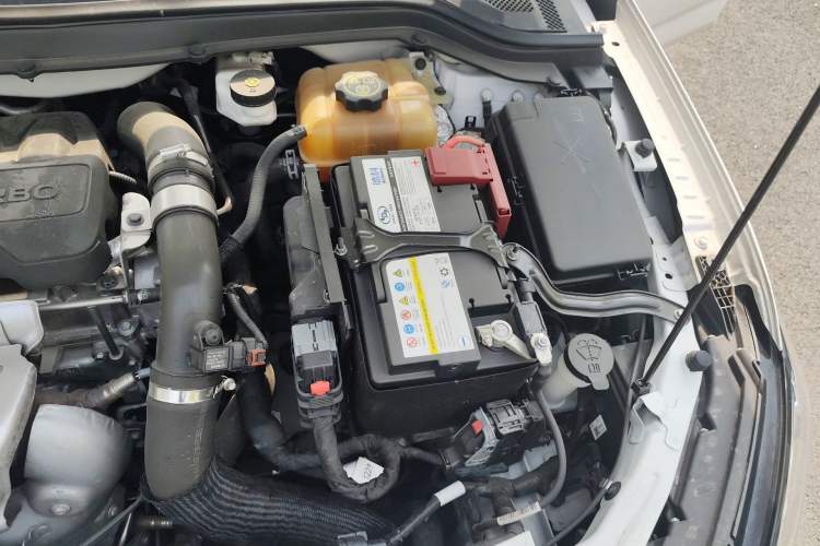 Used Chevrolet Monza 2022 Light Hybrid RS 330T Automatic Comfort Edition Engine Bay Left
