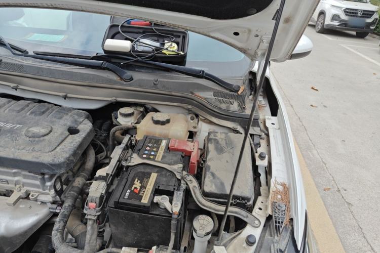 Used Chevrolet Monza 2022 320 Automatic Enjoyment Sunroof Version Engine Bay Left