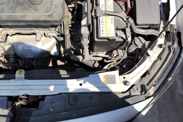 Used Chevrolet Monza 2022 320 Automatic Enjoyment Sunroof Version Engine Bay Left