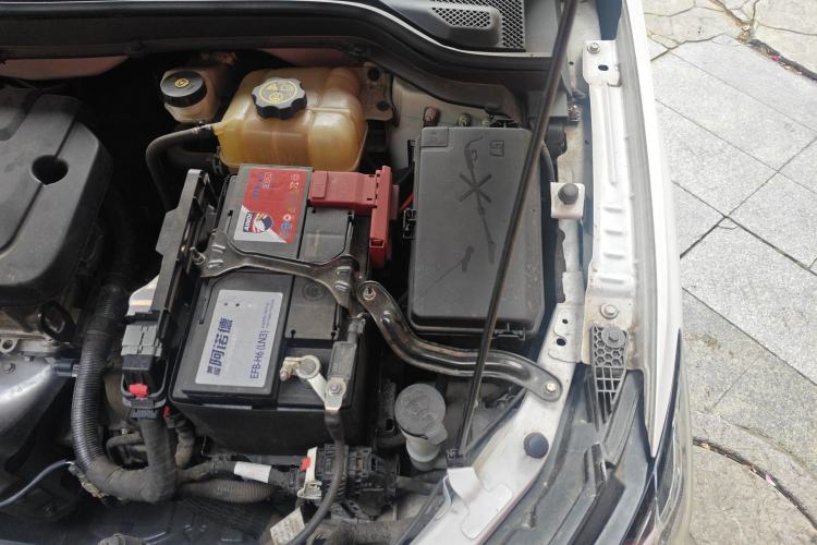 Used Chevrolet Monza 2022 320 Automatic Enjoyment Edition Engine Bay Left