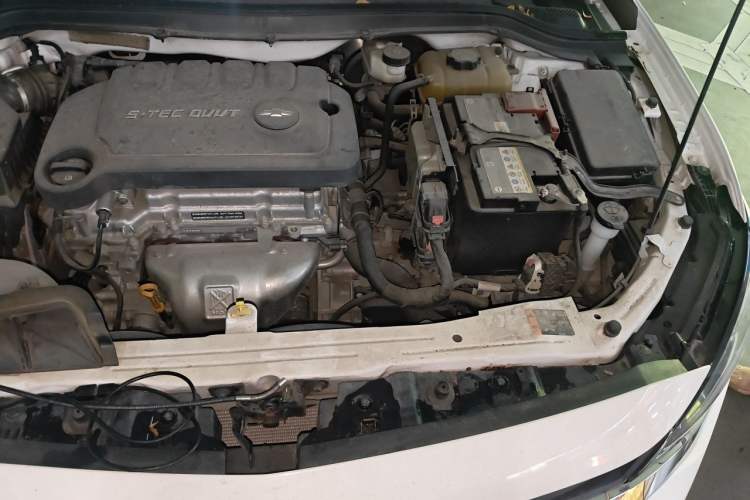 Used Chevrolet Monza 2022 320 Automatic Enjoyment Sunroof Version Engine Bay Left