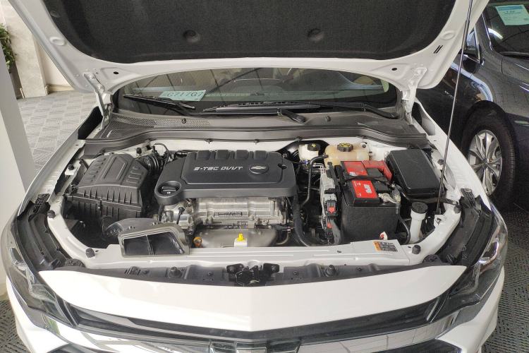 Used Chevrolet Monza 2022 320 Automatic Enjoyment Sunroof Version Engine Bay