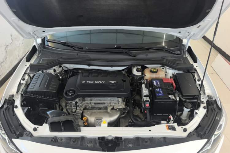 Used Chevrolet Monza 2022 320 Automatic Enjoyment Sunroof Version Engine Bay