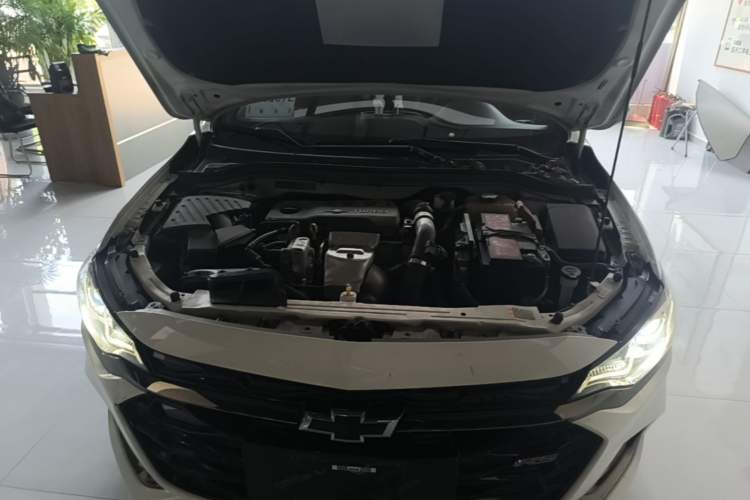 Used Chevrolet Monza 2022 Light Hybrid RS 330T Automatic Comfort Edition Engine Bay