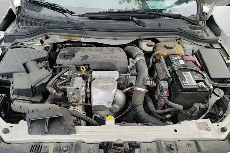 Used Chevrolet Monza 2022 Light Hybrid RS 330T Automatic Comfort Edition Engine Bay