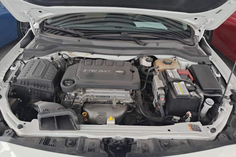 Used Chevrolet Monza 2022 320 Automatic Enjoyment Edition Engine Bay