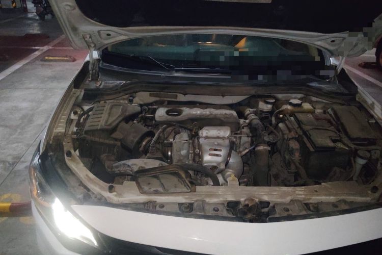 Used Chevrolet Monza 2022 Light Hybrid Redline 320T Dual-Clutch Thrilling Edition Engine Bay Right
