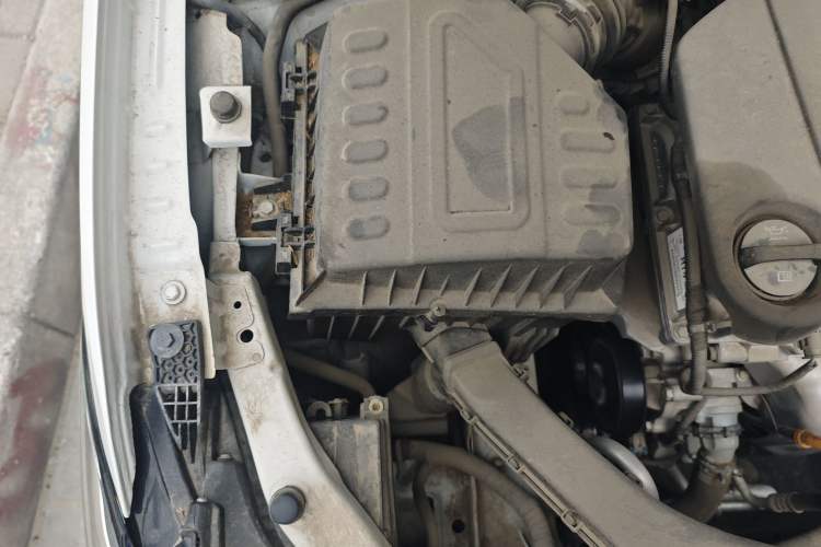 Used Chevrolet Monza 2022 320 Automatic Enjoyment Edition Engine Bay Right