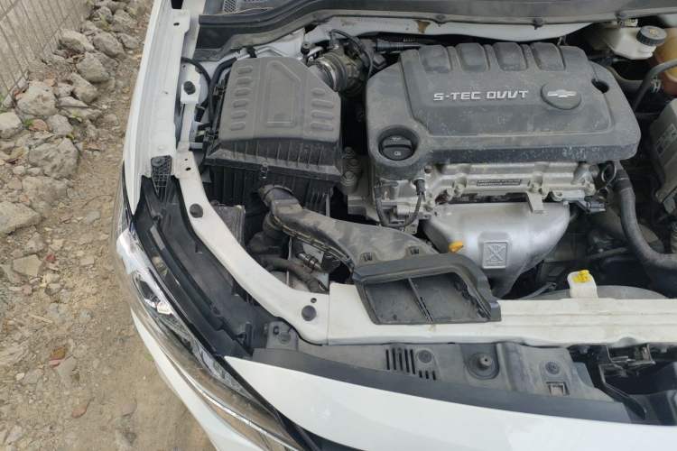 Used Chevrolet Monza 2022 320 Automatic Enjoyment Sunroof Version Engine Bay Right