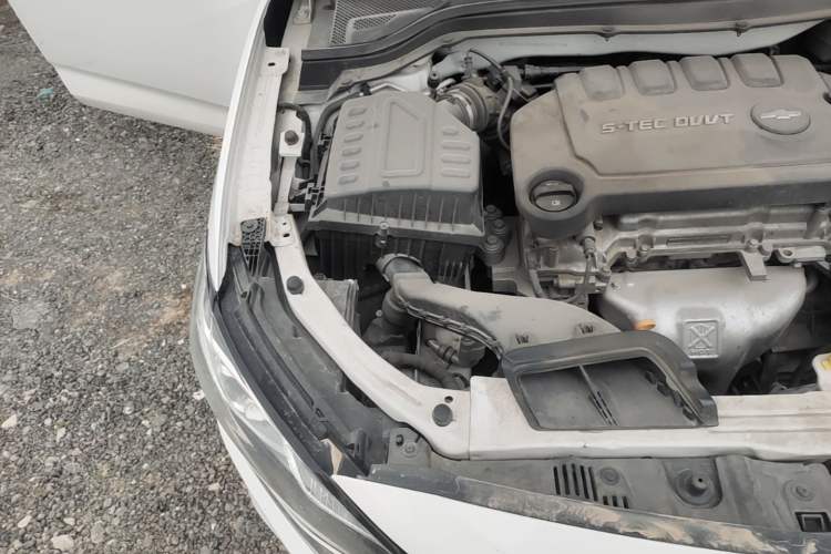 Used Chevrolet Monza 2022 320 Automatic Enjoyment Sunroof Version Engine Bay Right