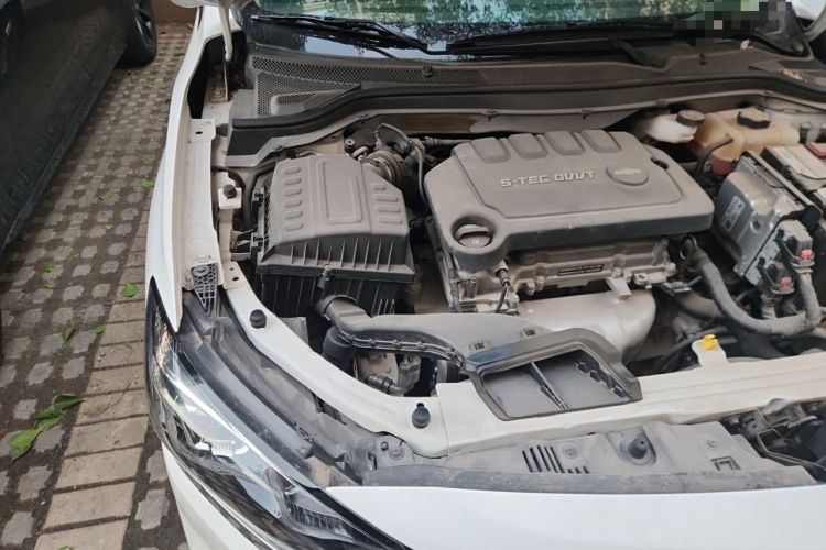 Used Chevrolet Monza 2022 320 Automatic Enjoyment Sunroof Version Engine Bay Right