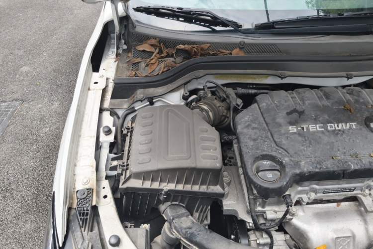 Used Chevrolet Monza 2022 320 Automatic Enjoyment Sunroof Version Engine Bay Right
