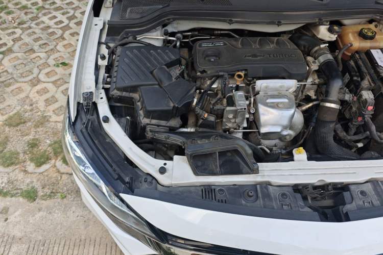 Used Chevrolet Monza 2022 Light Hybrid RS 330T Automatic Comfort Edition Engine Bay Right