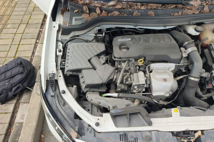 Used Chevrolet Monza 2022 Light Hybrid RS 330T Automatic Comfort Edition Engine Bay Right