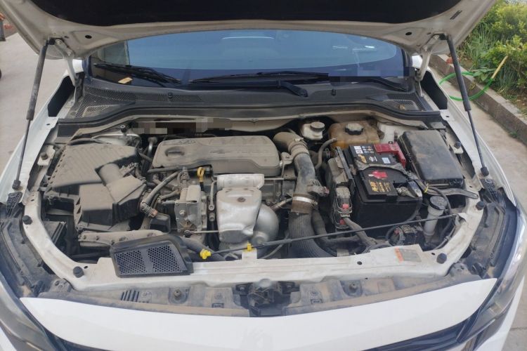 Used Chevrolet Monza 2022 Light Hybrid RS 330T Automatic Comfort Edition Engine Bay