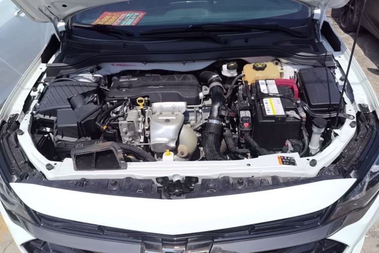 Used Chevrolet Monza 2022 Light Hybrid RS 330T Automatic Comfort Edition Engine Bay