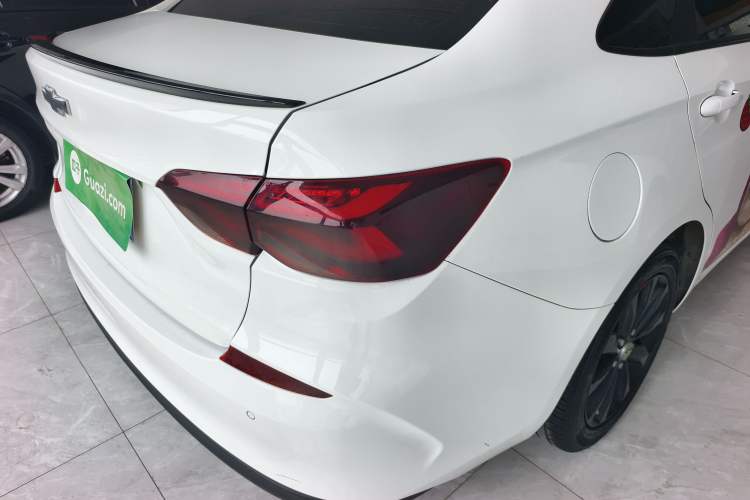 Used Chevrolet Monza 2022 Light Hybrid Redline 320T Dual-Clutch Thrilling Edition Exterior 3
