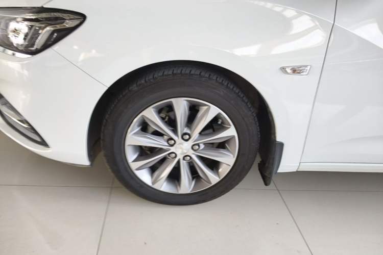 Used Chevrolet Monza 2022 320 Automatic Enjoyment Sunroof Version Exterior 4