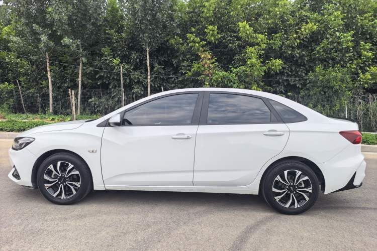 Used Chevrolet Monza 2022 Light Hybrid RS 330T Automatic Comfort Edition Exterior 6