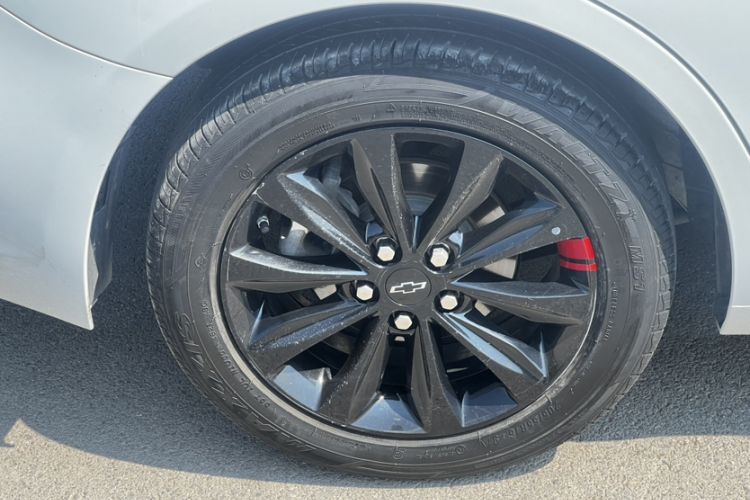 Used Chevrolet Monza 2022 Light Hybrid Redline 320T Dual-Clutch Thrilling Edition Exterior 9
