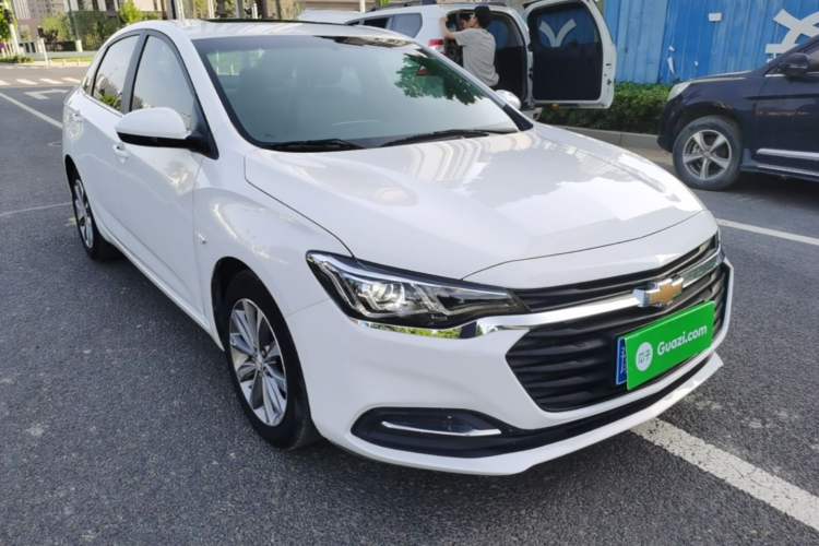 Used Chevrolet Monza 2022 320 Automatic Enjoyment Sunroof Version Front Right 45 Deg