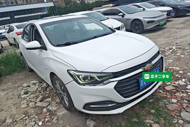 Used Chevrolet Monza 2022 320 Automatic Enjoyment Sunroof Version Front Right 45 Deg