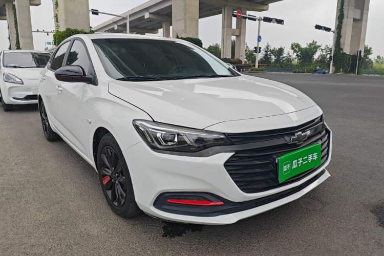 Used Chevrolet Monza 2022 Light Hybrid Redline 320T Dual-Clutch Thrilling Edition Front Right 45 Deg