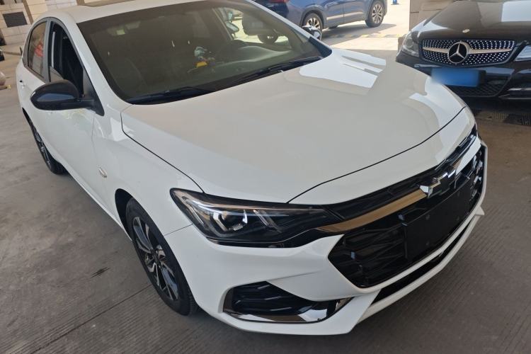 Used Chevrolet Monza 2022 Light Hybrid RS 330T Automatic Comfort Edition Front Right 45 Deg
