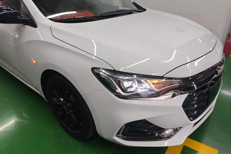 Used Chevrolet Monza 2022 Light Hybrid RS 330T Automatic Comfort Edition Front Right 45 Deg
