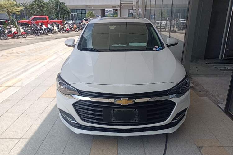 Used Chevrolet Monza 2022 320 Automatic Enjoyment Sunroof Version Front