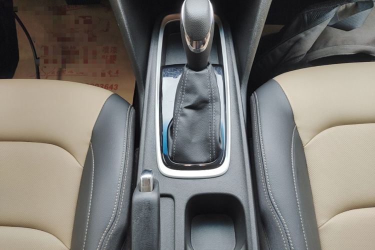 Used Chevrolet Monza 2022 320 Automatic Enjoyment Sunroof Version Gear Lever