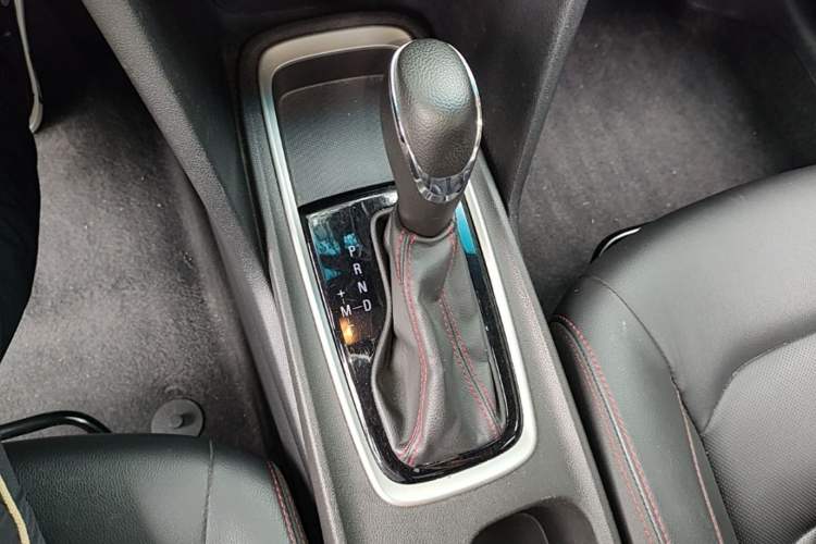 Used Chevrolet Monza 2022 Light Hybrid RS 330T Automatic Comfort Edition Gear Lever