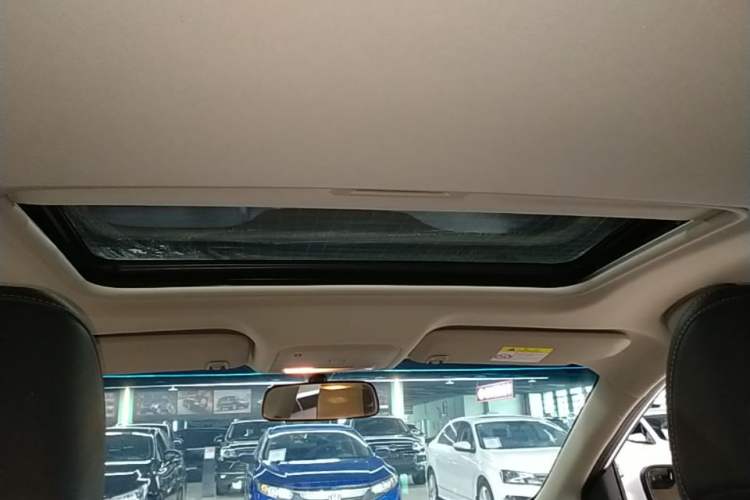 Used Chevrolet Monza 2022 320 Automatic Enjoyment Sunroof Version Headliner