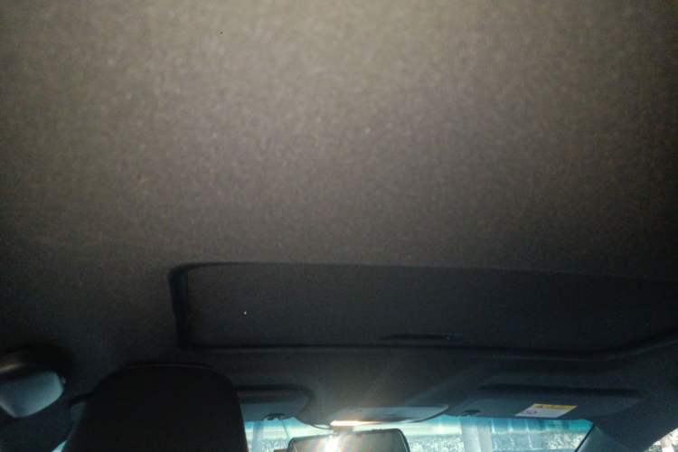 Used Chevrolet Monza 2022 Light Hybrid RS 330T Automatic Comfort Edition Headliner