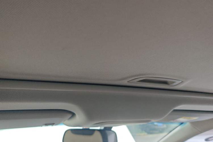 Used Chevrolet Monza 2022 320 Automatic Enjoyment Sunroof Version Headliner