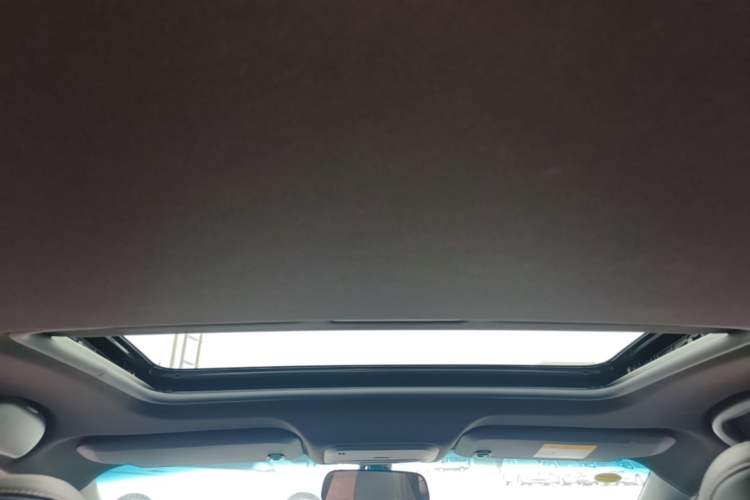Used Chevrolet Monza 2022 Light Hybrid RS 330T Automatic Comfort Edition Headliner