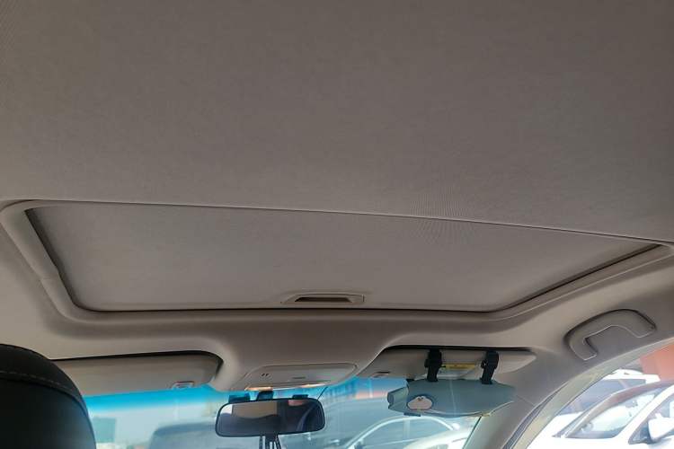 Used Chevrolet Monza 2022 320 Automatic Enjoyment Sunroof Version Headliner