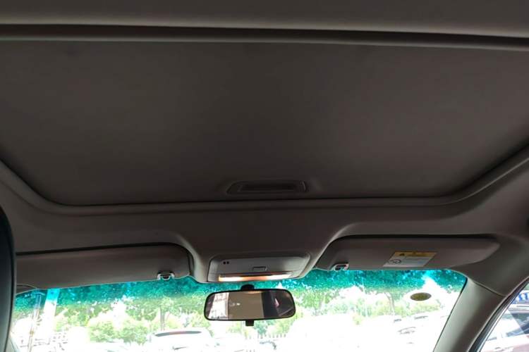 Used Chevrolet Monza 2022 320 Automatic Enjoyment Sunroof Version Headliner