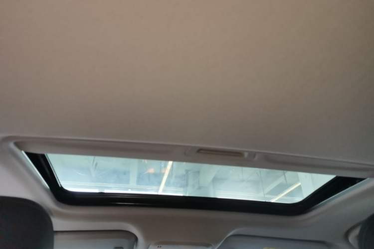 Used Chevrolet Monza 2022 320 Automatic Enjoyment Sunroof Version Headliner