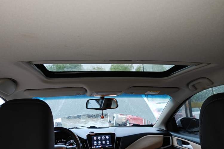 Used Chevrolet Monza 2022 320 Automatic Enjoyment Sunroof Version Headliner