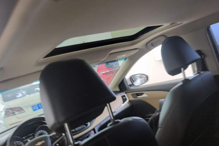 Used Chevrolet Monza 2022 320 Automatic Enjoyment Sunroof Version Headliner
