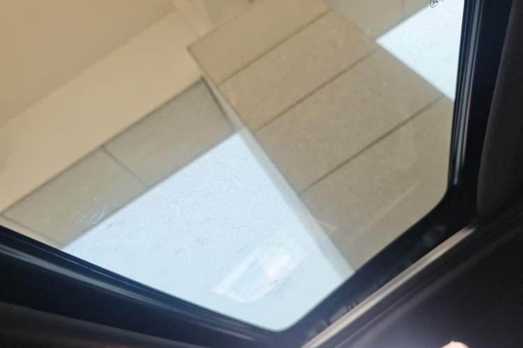 Used Chevrolet Monza 2022 Light Hybrid RS 330T Automatic Comfort Edition Headliner