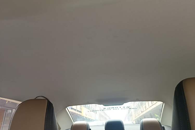 Used Chevrolet Monza 2022 320 Automatic Enjoyment Edition Headliner