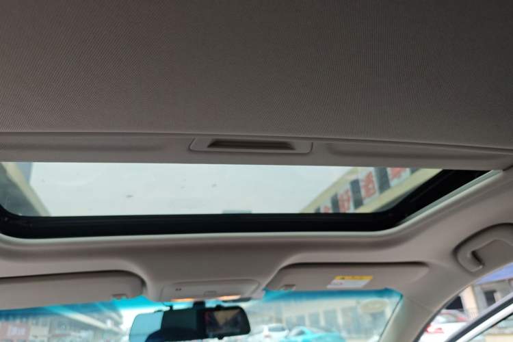 Used Chevrolet Monza 2022 320 Automatic Enjoyment Sunroof Version Headliner